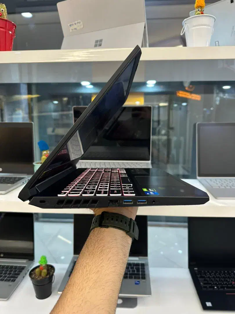 Acer Nitro 5|رایانه همراه|شیراز, ملاصدرا|دیوار