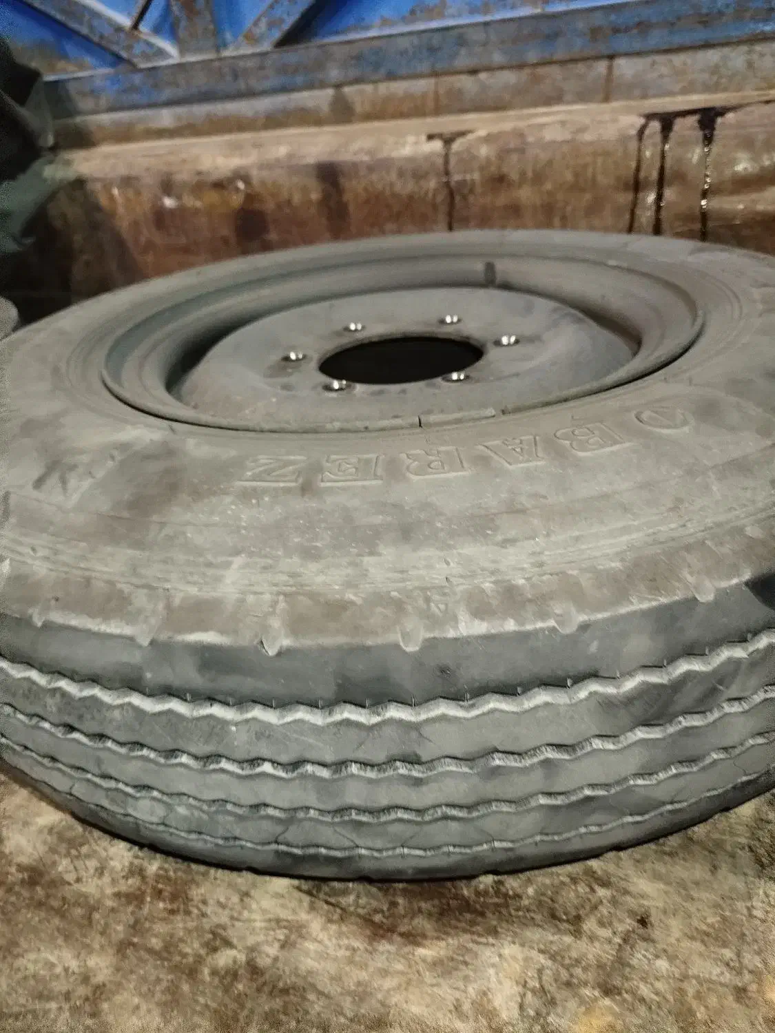 یک جفت رینگ و لاستیک جلو نیسان|قطعات یدکی و لوازم جانبی|ساری, |دیوار