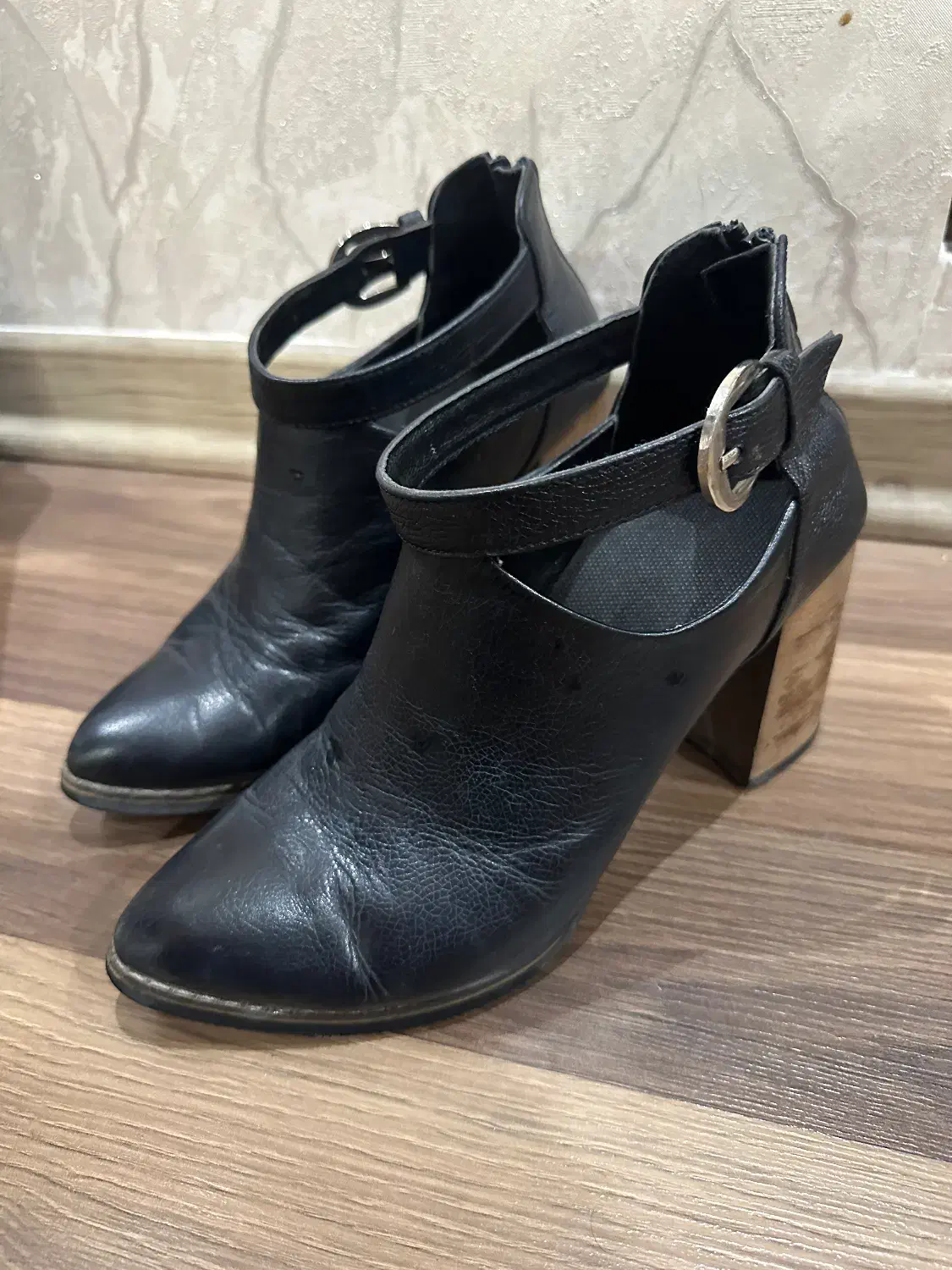 کفش چرم سالم|کیف، کفش، کمربند|اردبیل, |دیوار