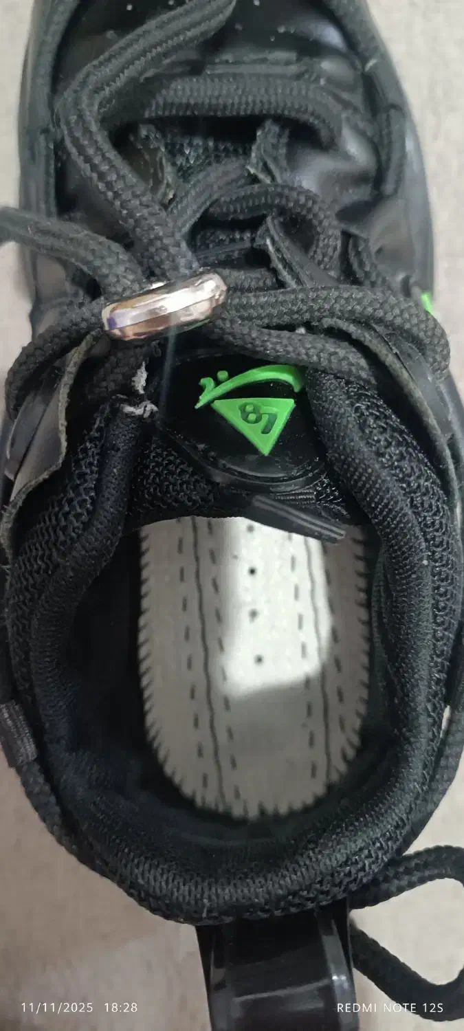 کفش اسپرت بچگانه|کفش و لباس بچه|بروجرد, |دیوار