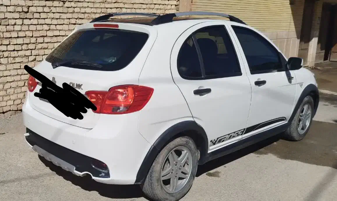 کوییک rسفید مشکی ۹۹|خودرو سواری و وانت|اصفهان, نقش جهان|دیوار