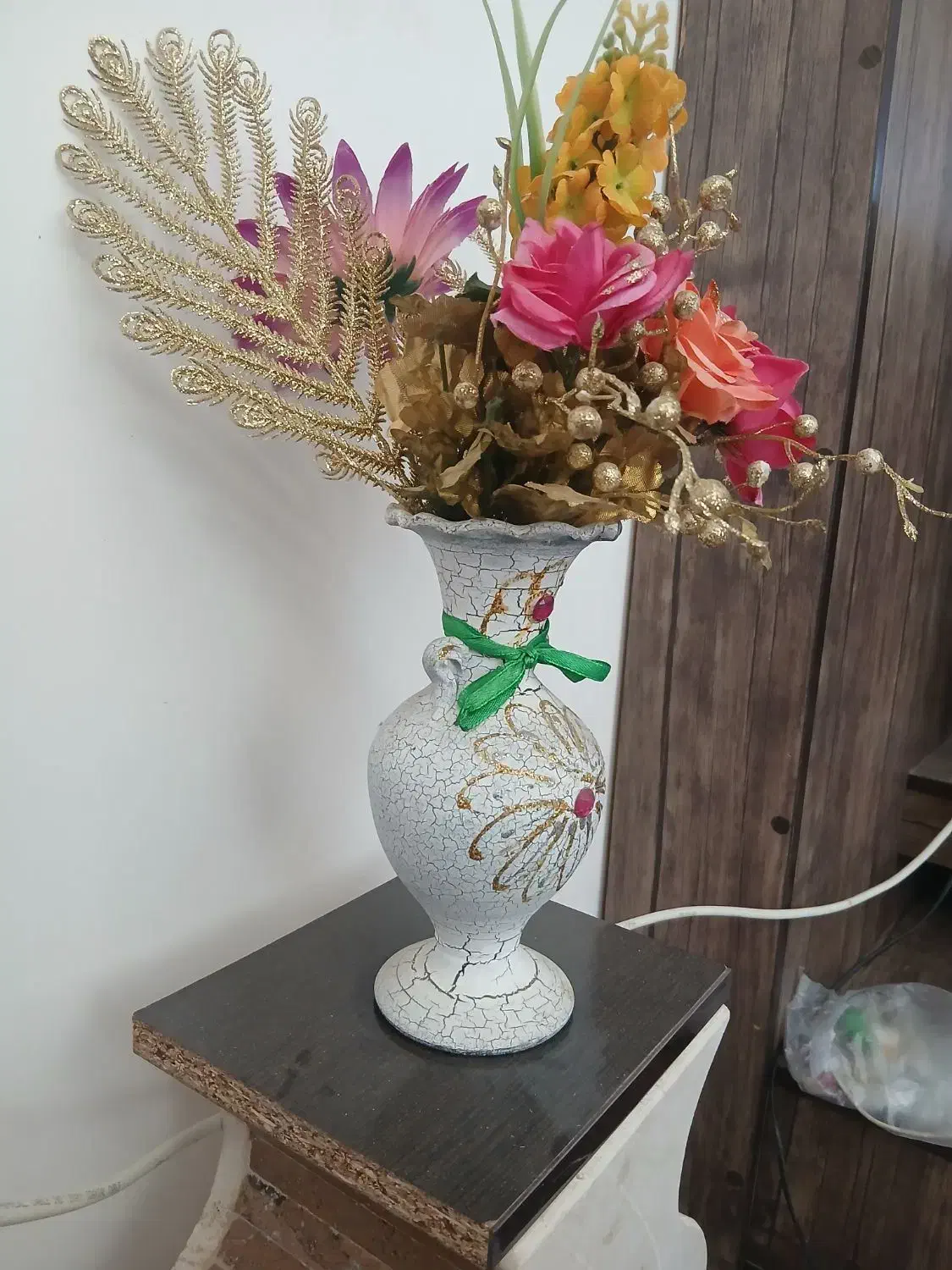 سفید گلدان|صنایع دستی و سایر لوازم تزئینی|شهرکرد, |دیوار