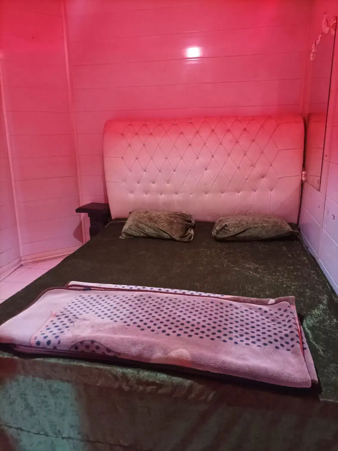 اجاره سوئیت مبله روزانه|اجارهٔ کوتاهمدت آپارتمان و سوئیت|کرمان, |دیوار