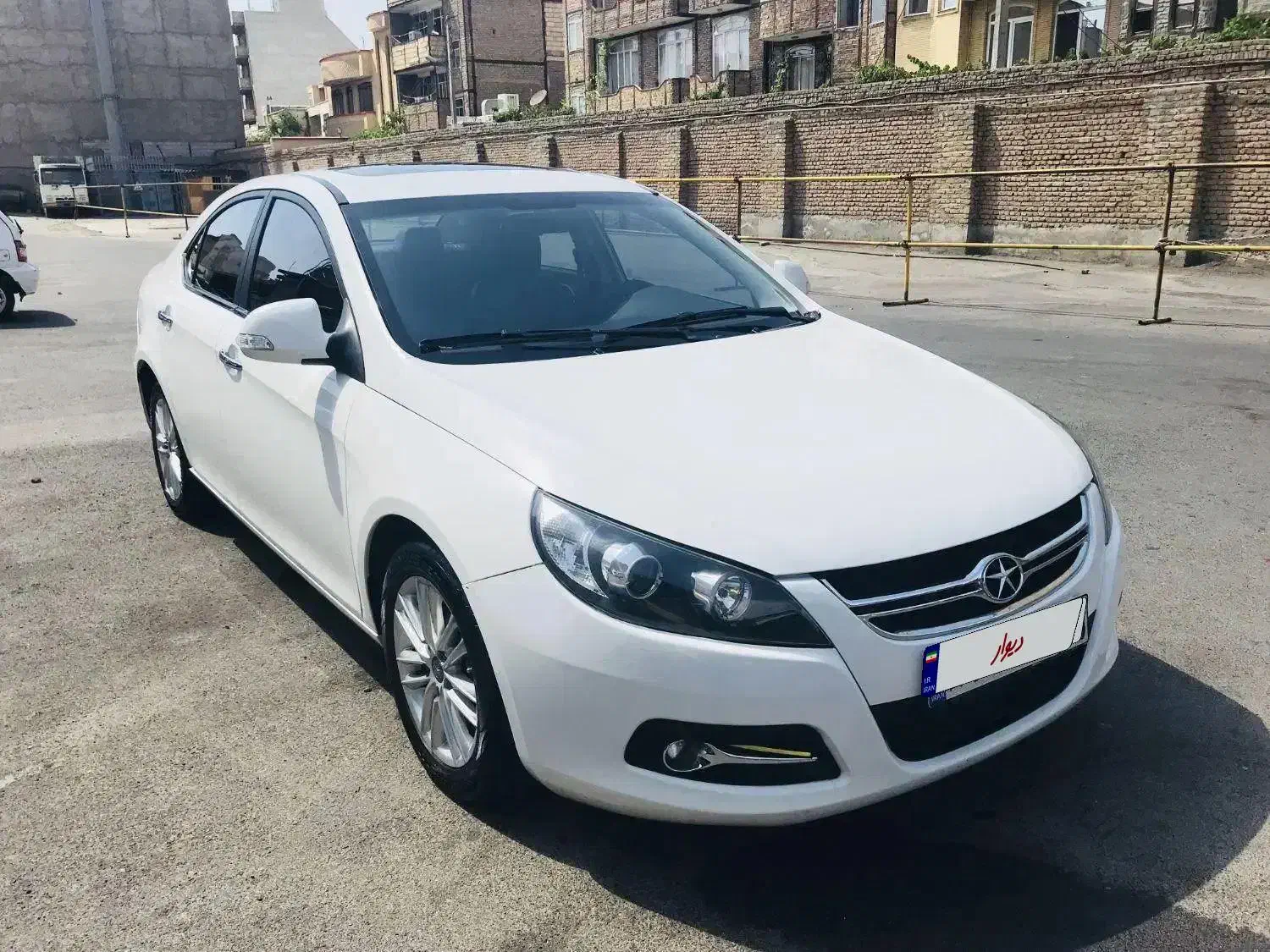 جک جی ۵ اتومات ۱۸۰۰|خودرو سواری و وانت|تبریز, |دیوار