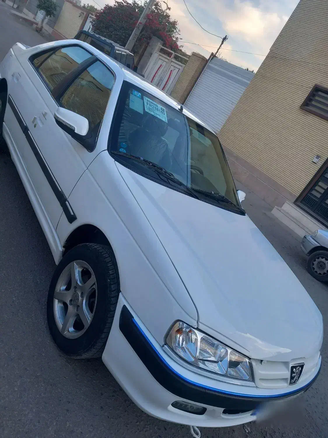 پارس سفید موتور جدید گاز سیمی|خودرو سواری و وانت|جیرفت, |دیوار