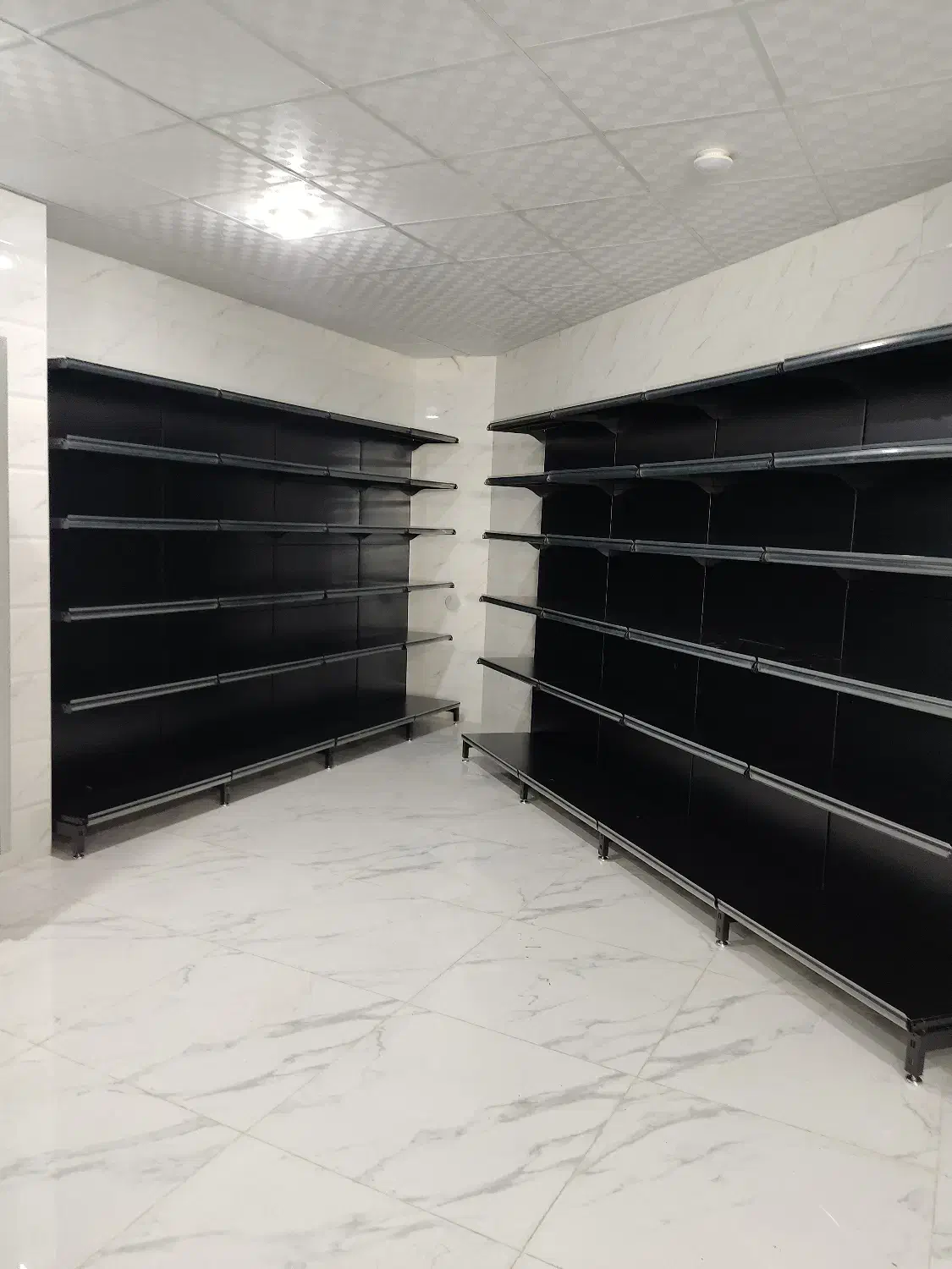 قفسه های مشکی ترک|فروشگاه و مغازه|شهریار, شهرک وائین|دیوار