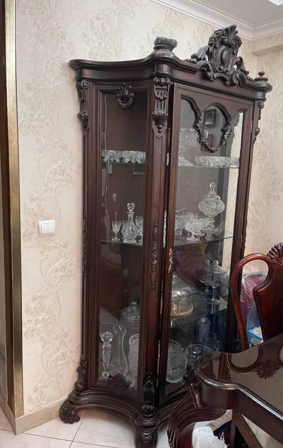 ویترین چوب گردو|بوفه، ویترین، کنسول|تهران, صد دستگاه|دیوار