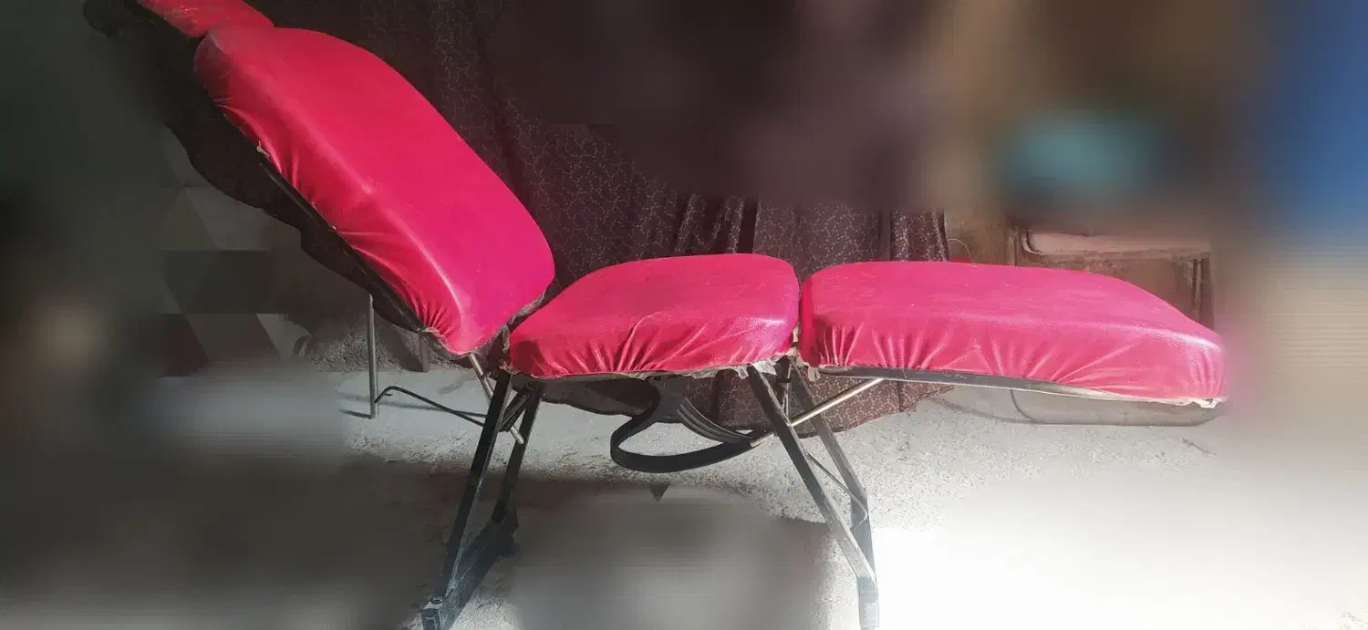 صندلی|صندلی و نیمکت|نیشابور, شریعتی|دیوار