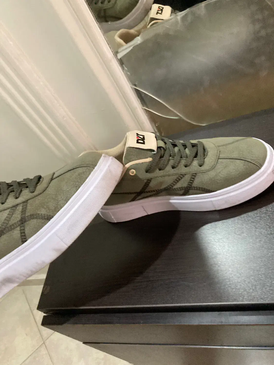 کفش کتونی اسچیکرز|کیف، کفش، کمربند|کرج, مهرویلا شمالی|دیوار