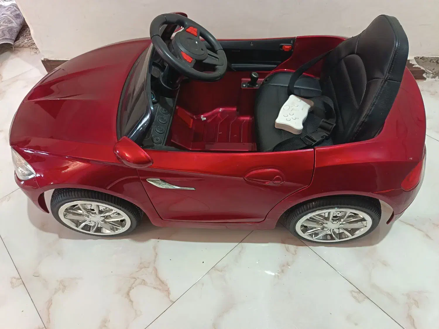 ماشین شارژی طرح BMW بی ام دبلیو|اسباب‌‌بازی|تهران, حکیمیه|دیوار