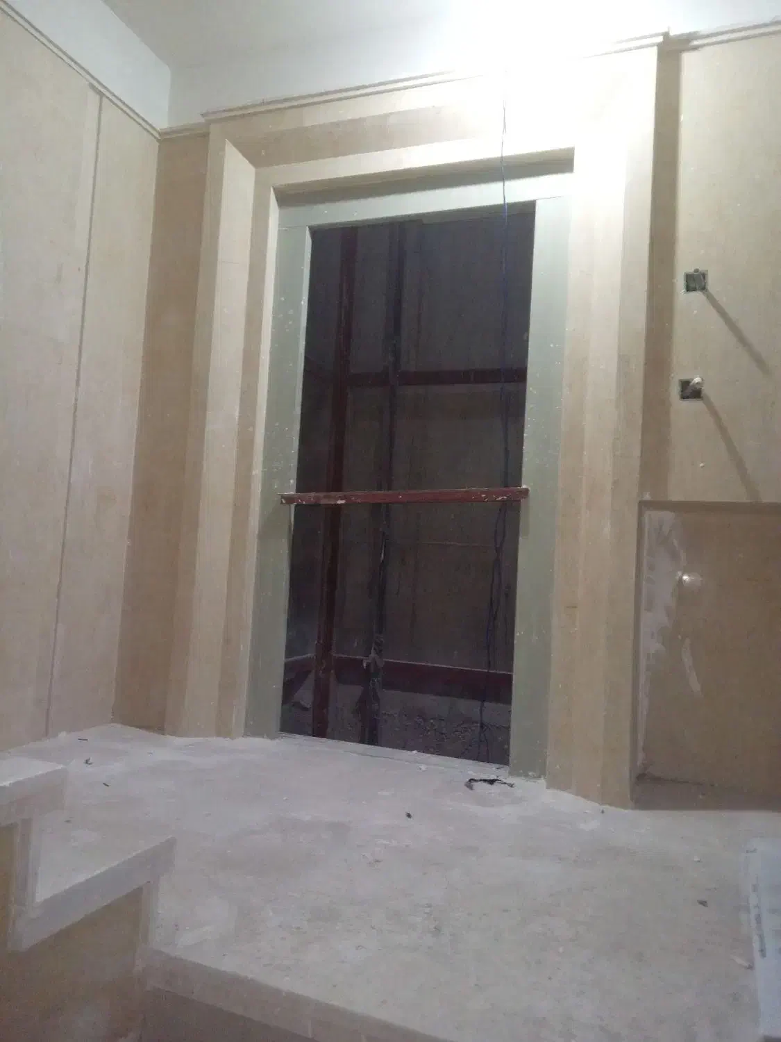 بنا سنگ کار و کاشی کار|خدمات پیشه و مهارت|نهاوند, |دیوار