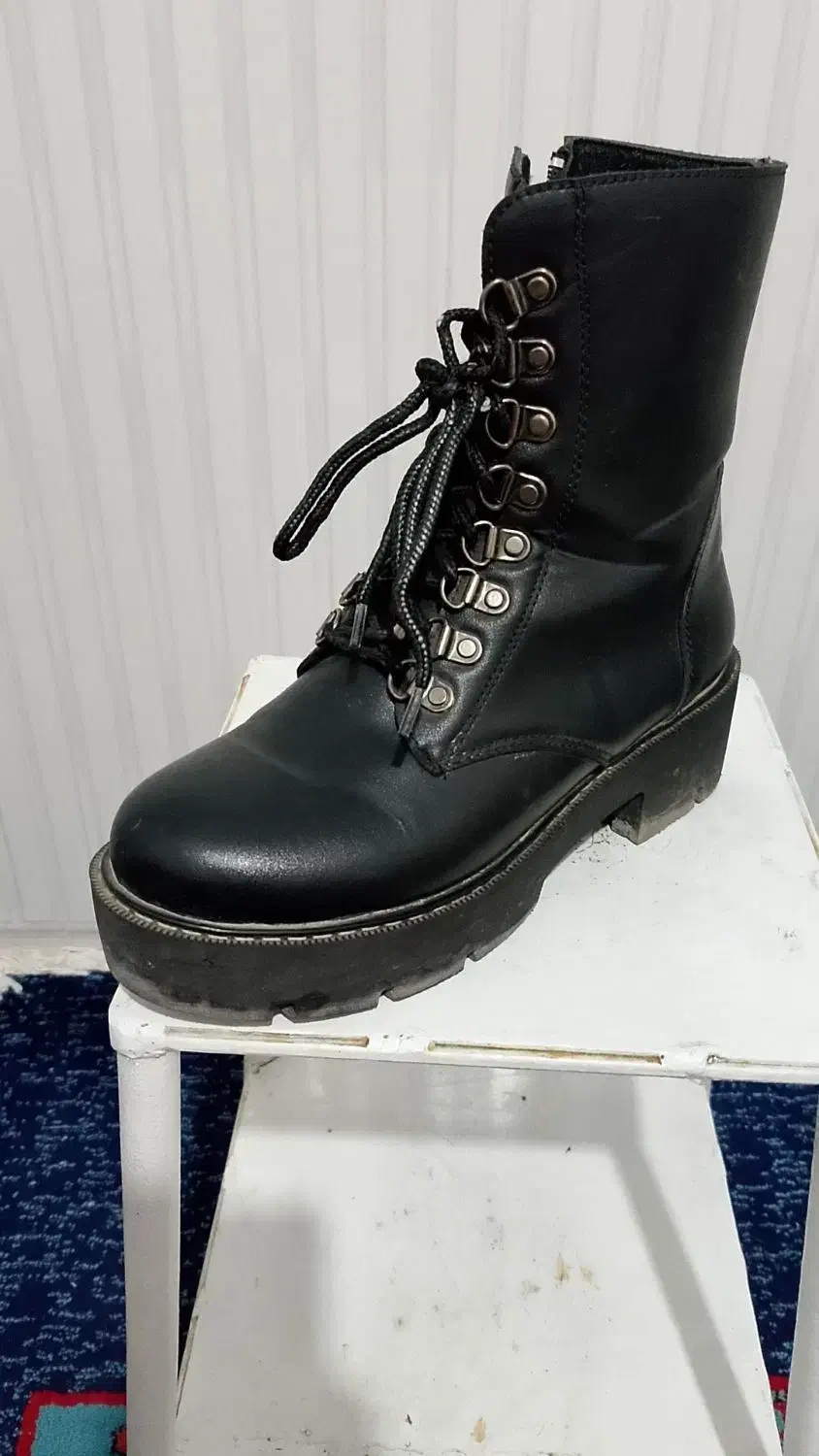 بوت در حد نو دور دوزی شده سایز 37|کیف، کفش، کمربند|پاکدشت, خاتون آباد|دیوار