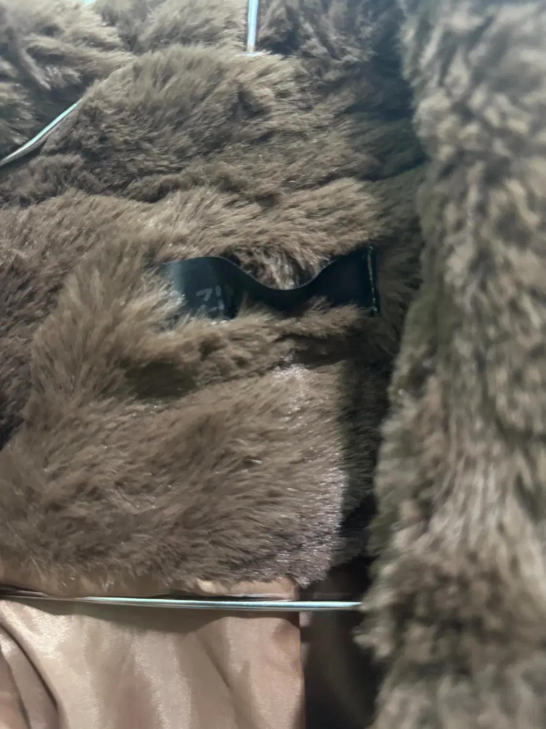 کاپشن تدی|لباس|قرچک, مهدیه|دیوار