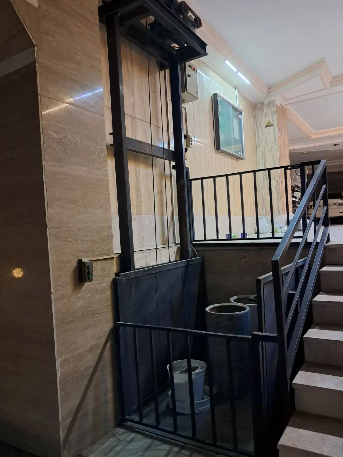 بالابر کنار پله معلول|ماشین‌آلات صنعتی|تهران, جوادیه تهرانپارس|دیوار