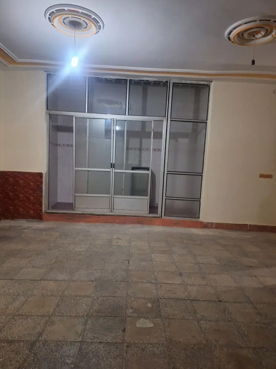 ویلایی240متر.شیرخوارگاه.خ مریم|اجارهٔ دفتر کار، اتاق اداری، مطب|خرمآباد, |دیوار