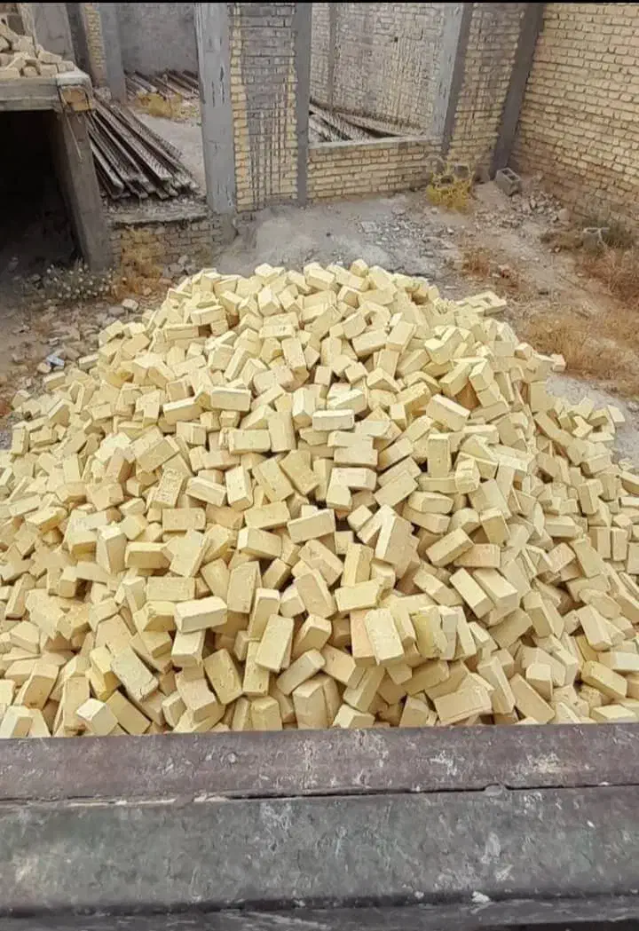 آجر ماسه آجرسنتی خاک شن اهک پوکه با نیسان کمپرسی|عمده‌فروشی|یزد, |دیوار