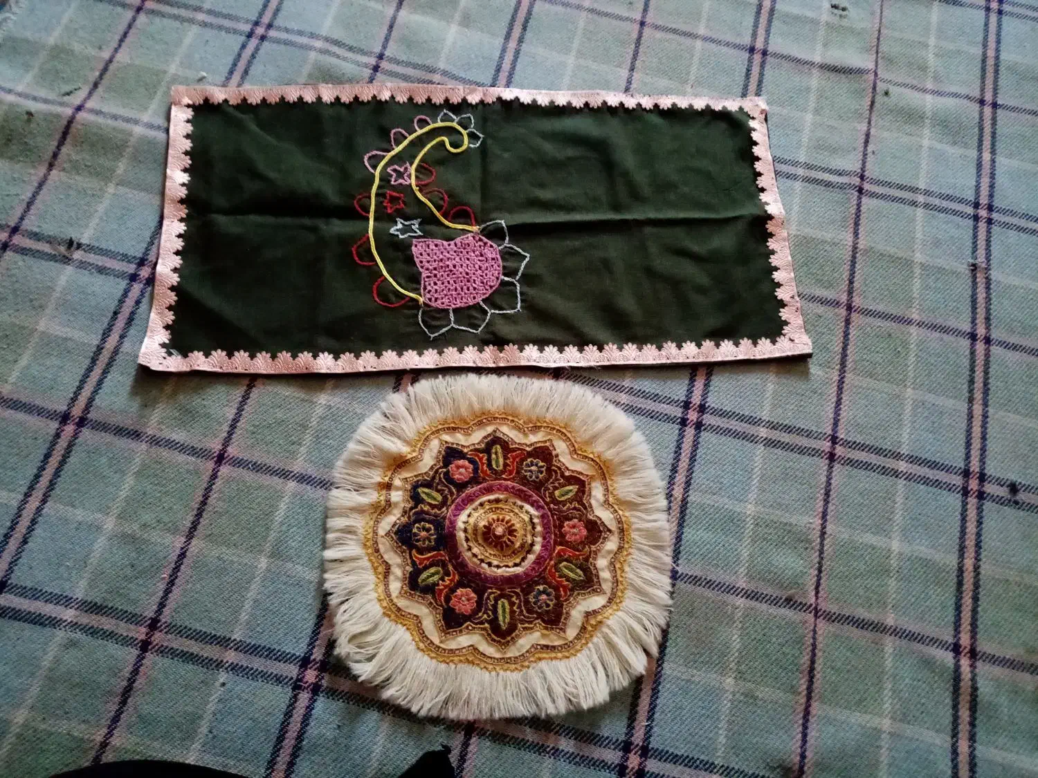 رومیزی سنتی یلدایی|پرده، رانر، رومیزی|دوگنبدان, |دیوار