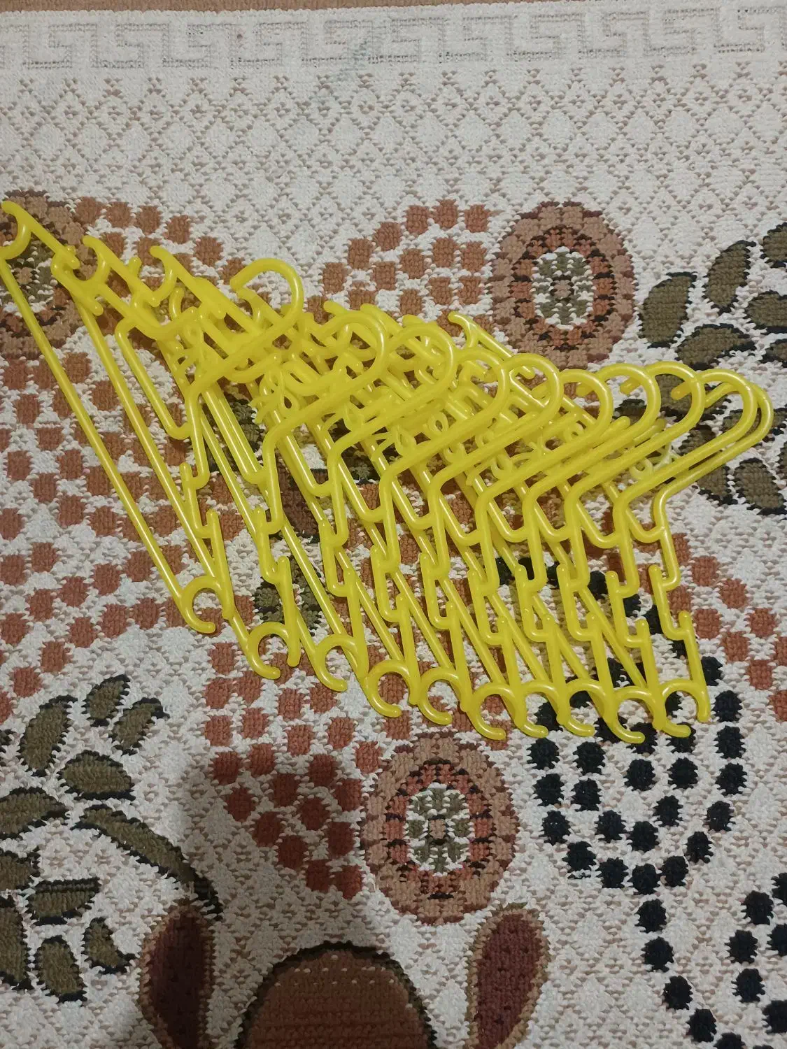 چوب لباسی|بندرخت و رخت‌آویز|مشهد, رده|دیوار