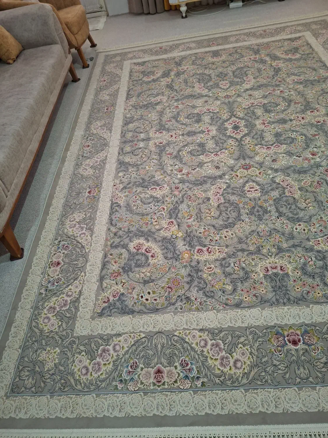 دوعدد فرش ۹ متری ، تراکم 1200 ، کم کار بدون شستشو|فرش|دوگنبدان, |دیوار