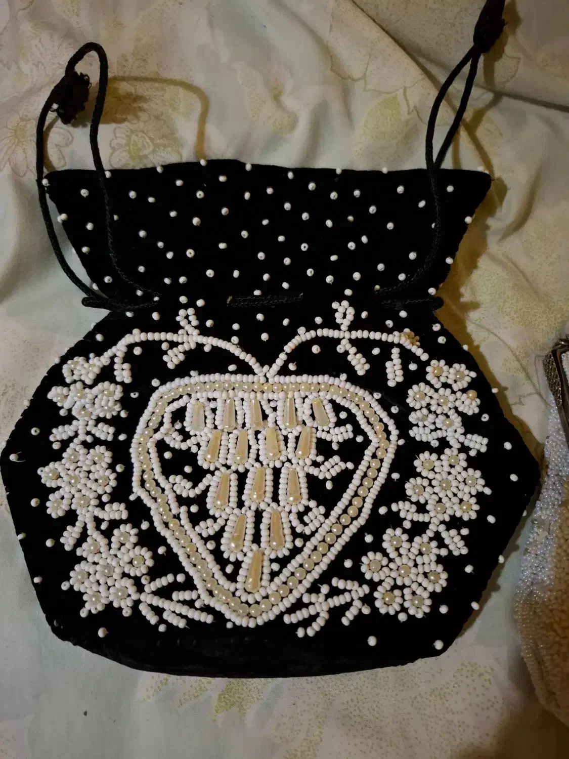 کیف مجلسی مخمل دستدوز مرواید دوزی|کیف، کفش، کمربند|تبریز, |دیوار