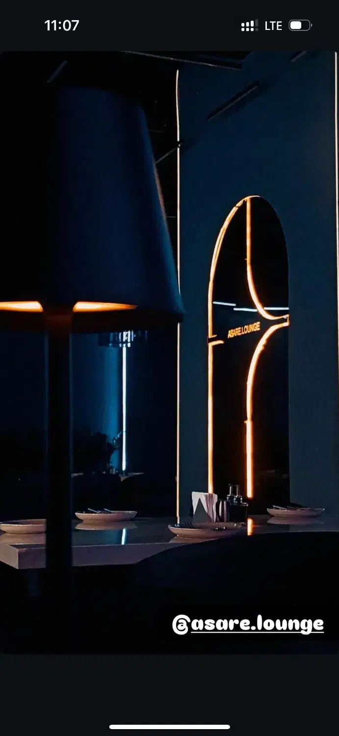 ویتر|استخدام خدمات فروشگاه و رستوران|تهران, سعادت‌آباد|دیوار