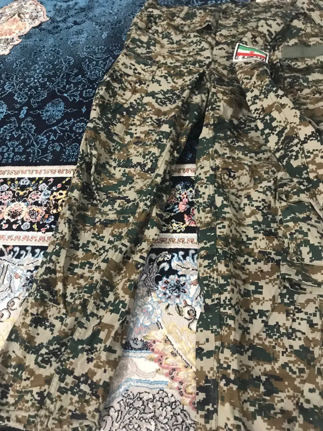 ست لباس سپاه|لباس|قم, چهار مردان|دیوار
