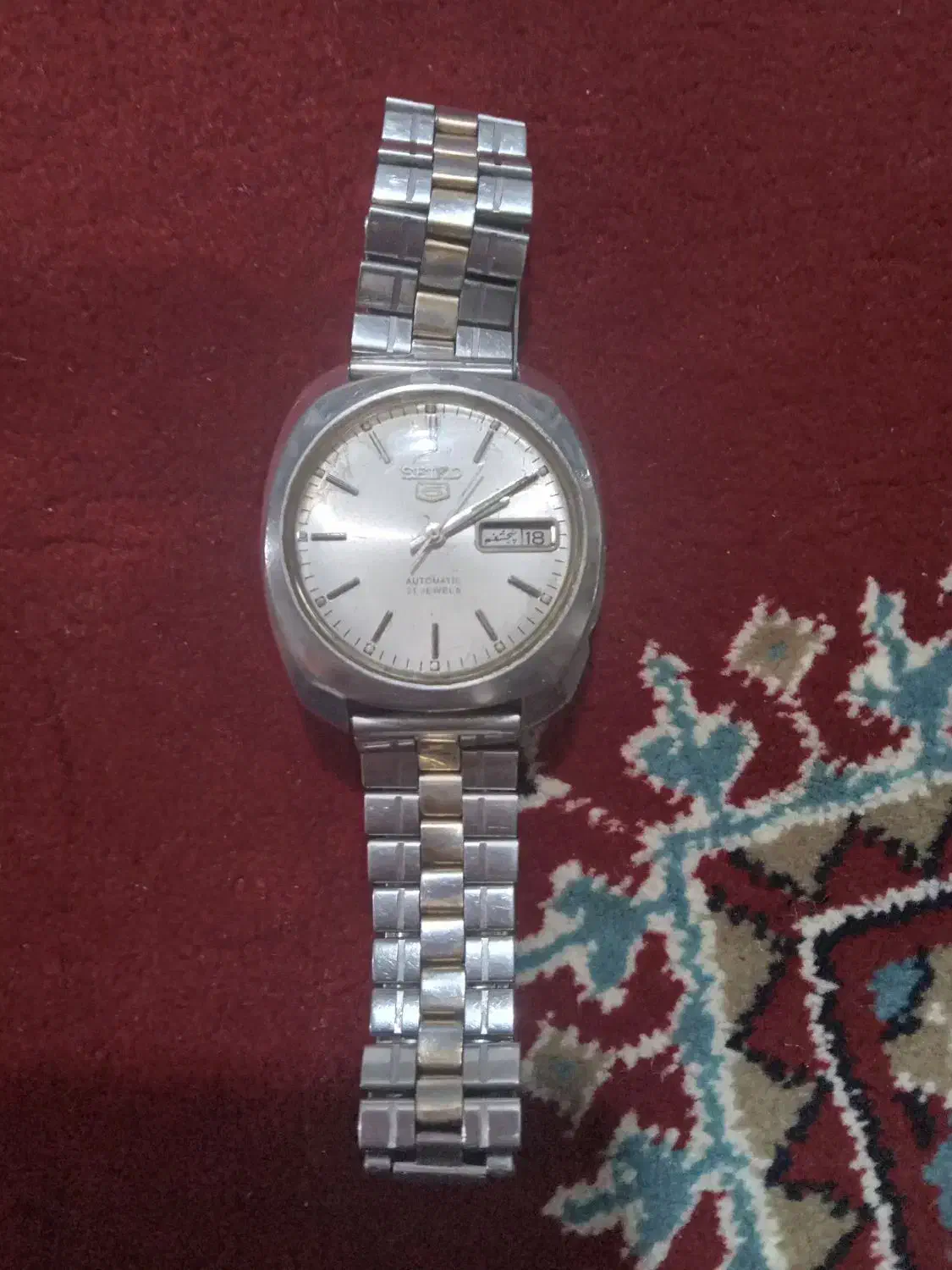 ۵ عددساعت قدیمی|ساعت|زاهدان, |دیوار