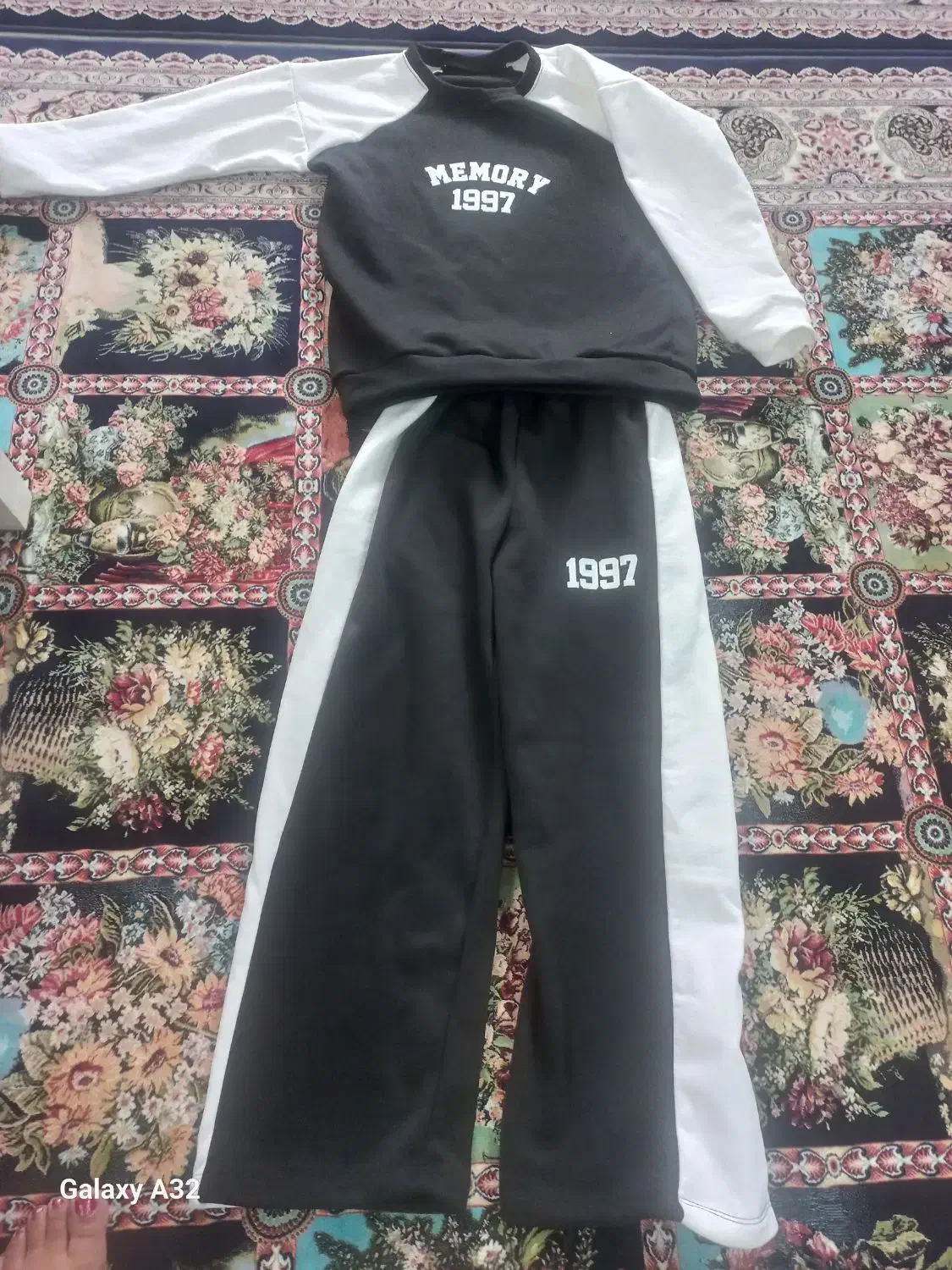 پالتونونونو|لباس|سنندج, |دیوار