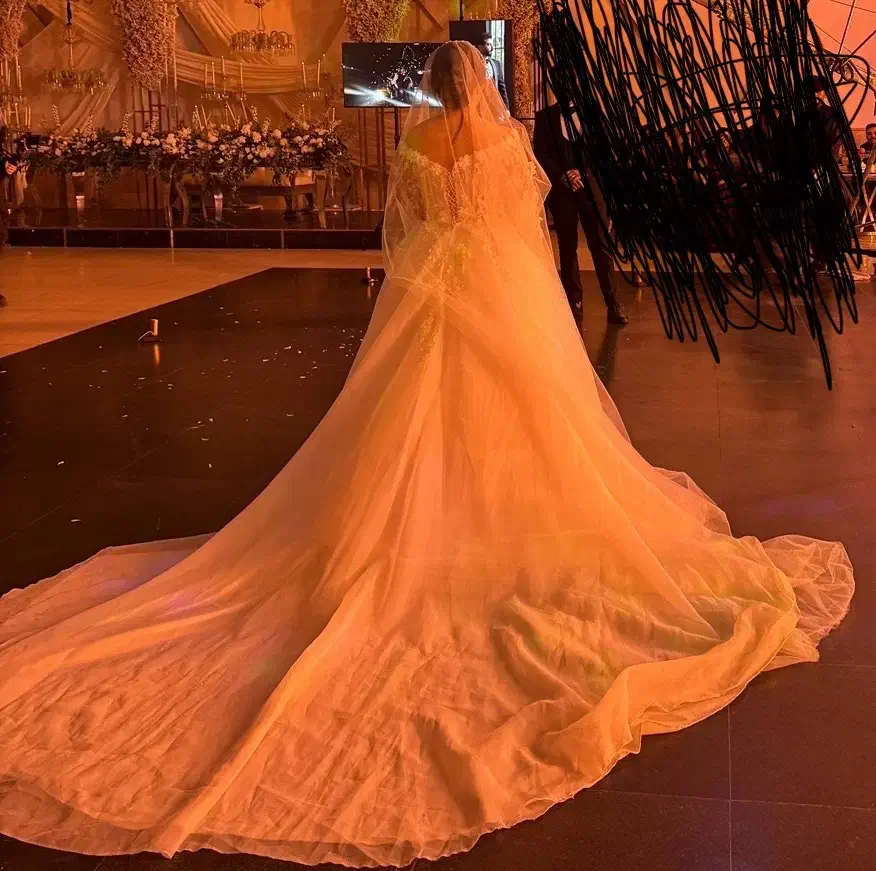 لباس عروس|لباس|کرج, عظیمیه|دیوار