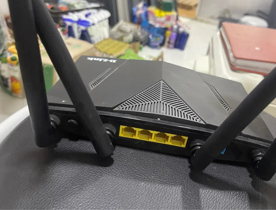 مودم ‌dlink چهار پورت نو یکماه کار|مودم و تجهیزات شبکه|تربت جام, بسیجیان|دیوار