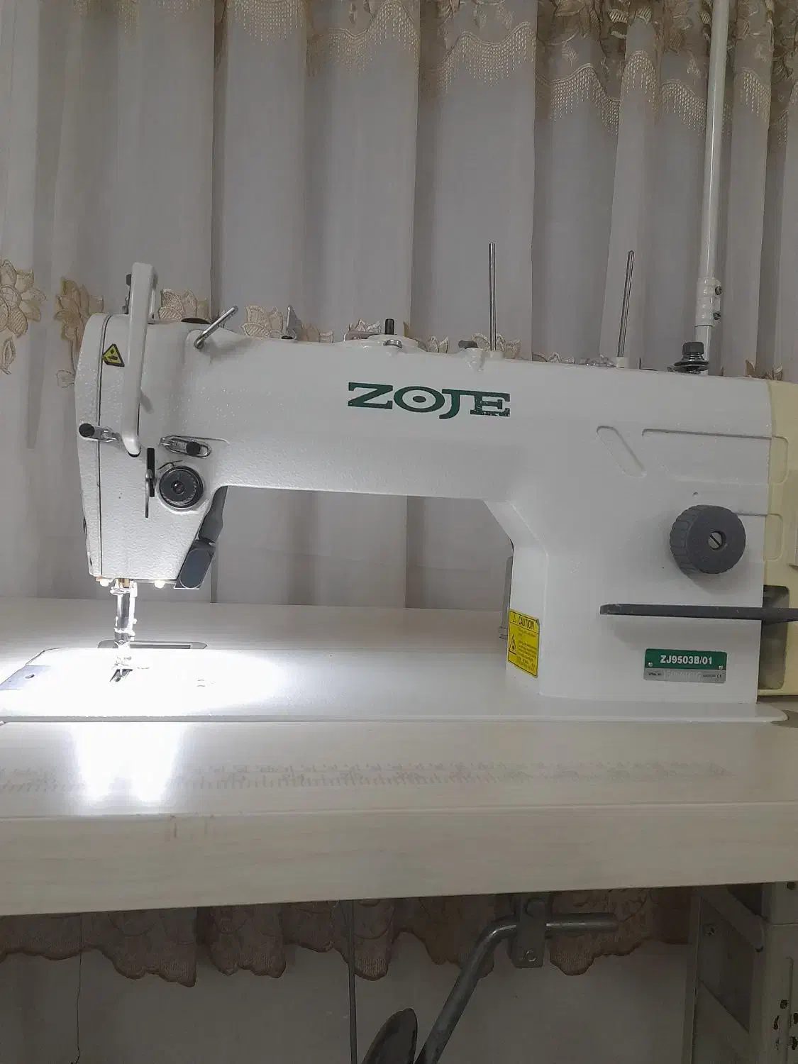 چرخ خیاطی صنعتی زوجی دینام سرخود نوی نو|چرخ خیاطی و ریسندگی|مشهد, پنجتن|دیوار