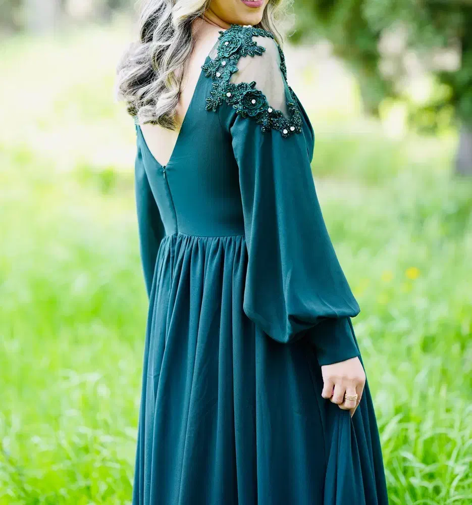 پیراهن مجلسی|لباس|بندر گز, |دیوار