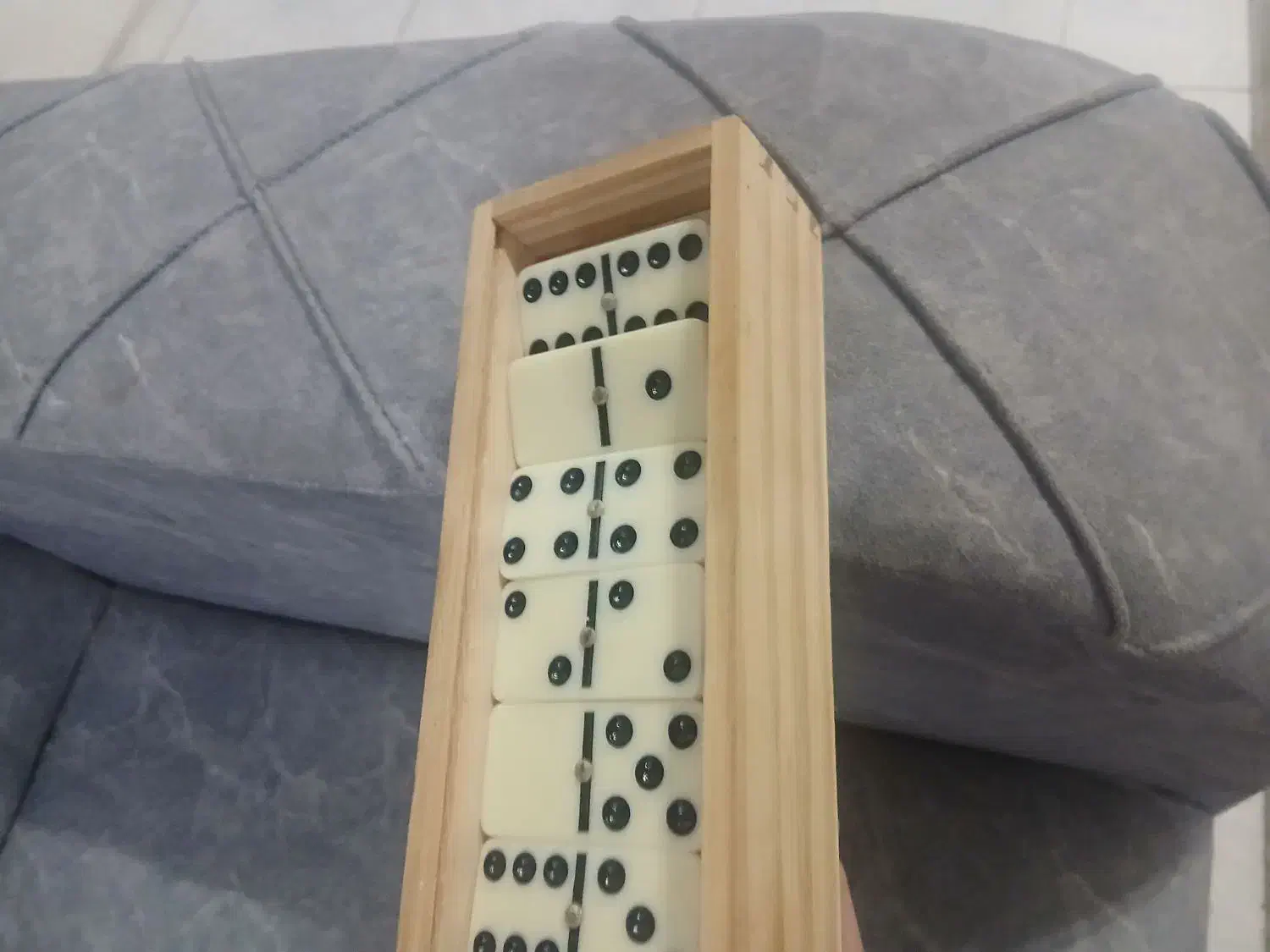 دومینو|اسباب‌‌بازی|رشت, توشیبا|دیوار