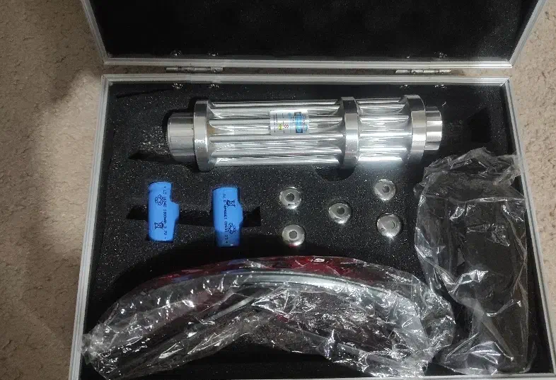 لیزر حرارتی با برد 20کیلو متر|کوهنوردی و کمپینگ|بانه, |دیوار