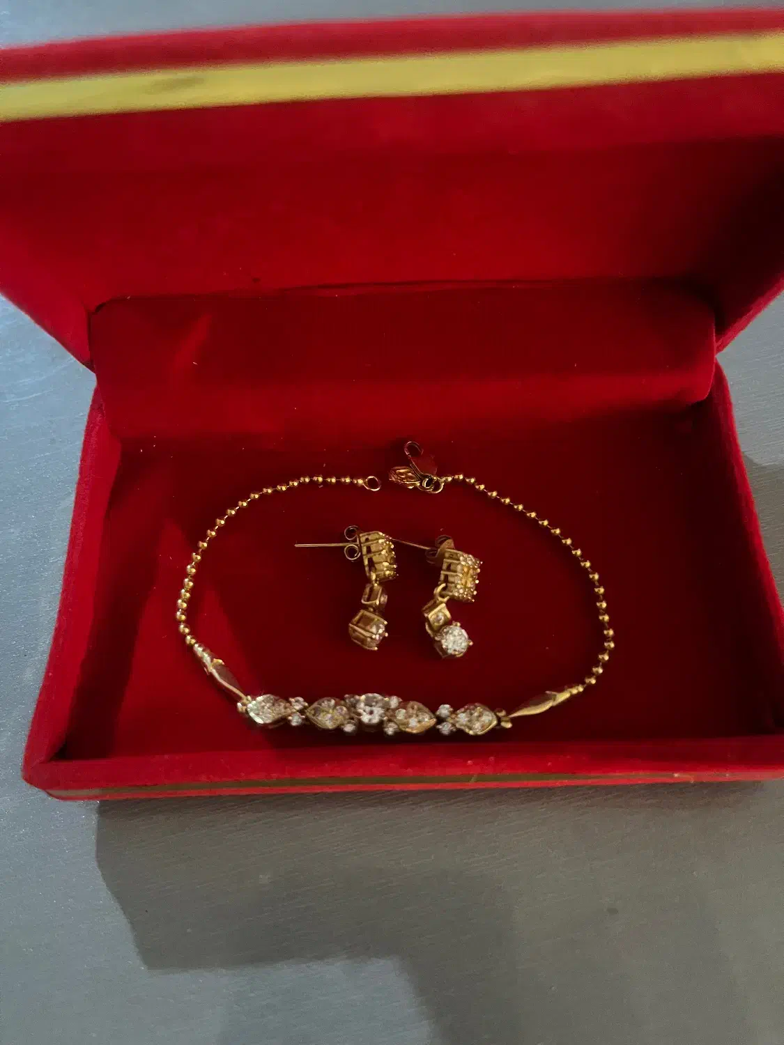 سرویس طلا|جواهرات|یزد, |دیوار