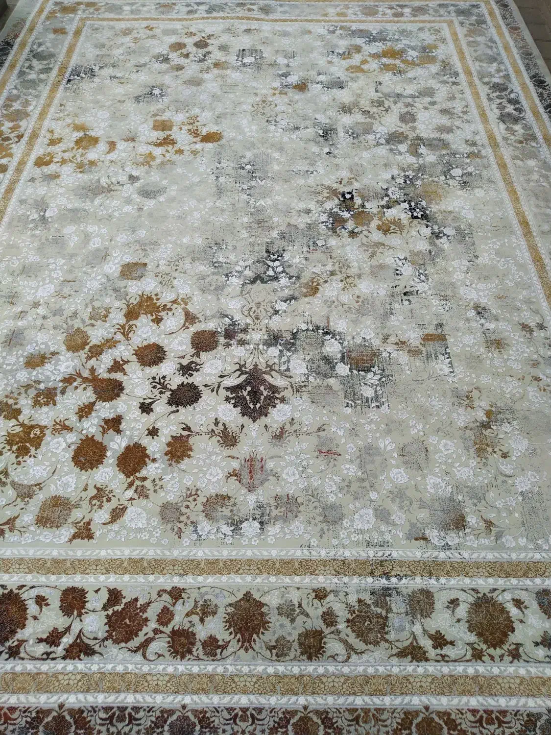 دو عدد فرش نو نو آکبند 1200شانه گلبرجسته|فرش|نورآباد, |دیوار