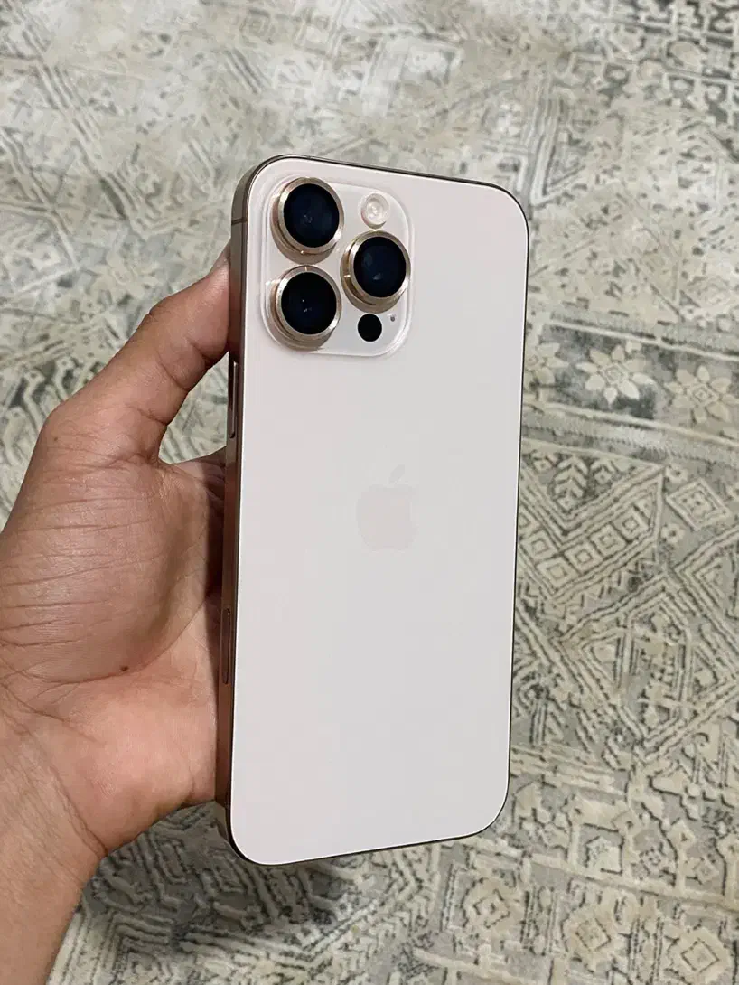 ۱۶ پرومکس|موبایل|ایرانشهر, |دیوار