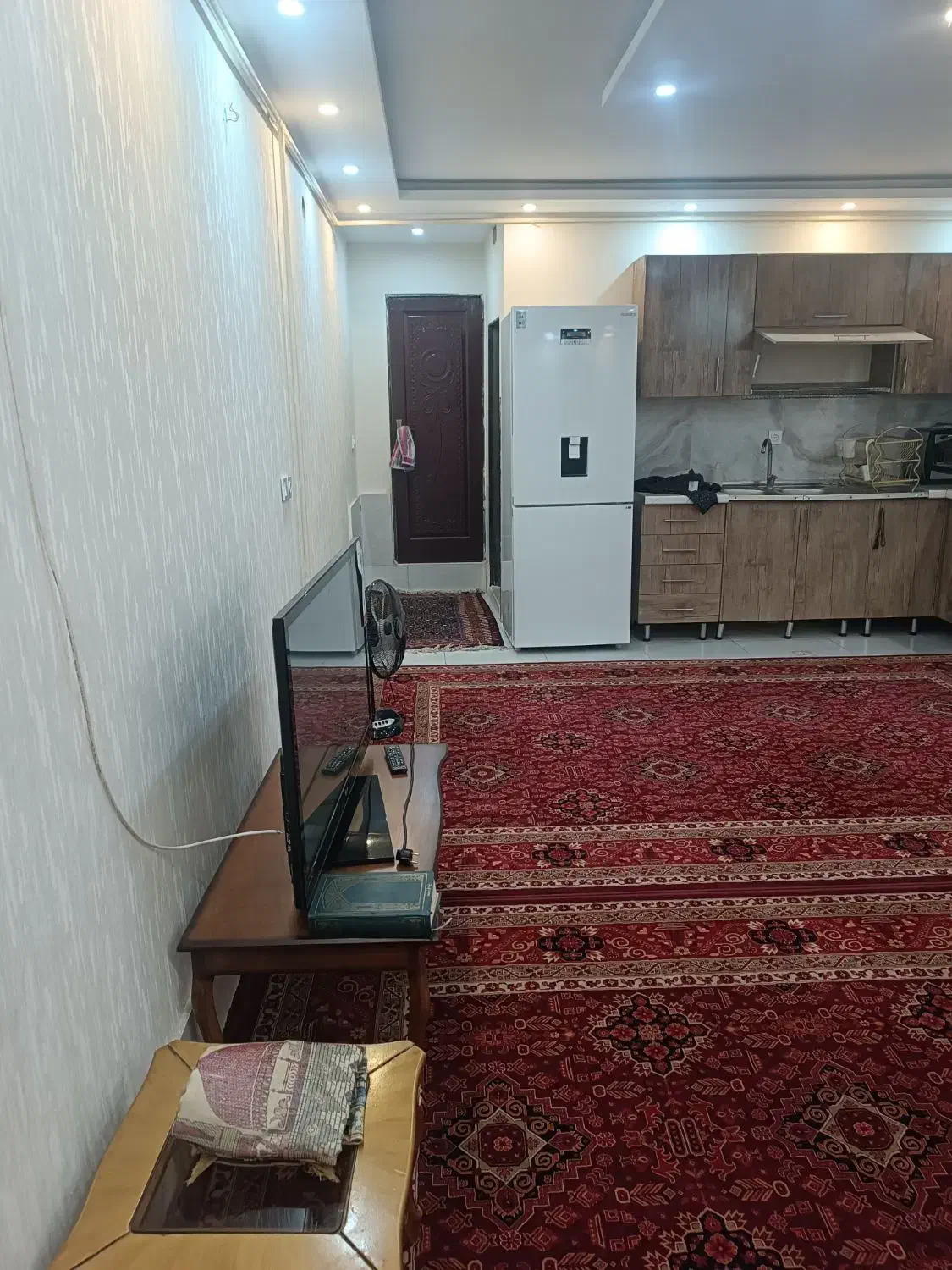 اجاره سوییت ۶۰تک خواب مرتب تمیز طبقه همکف|اجارهٔ کوتاه‌مدت آپارتمان و سوئیت|مشهد, نظام دوست|دیوار
