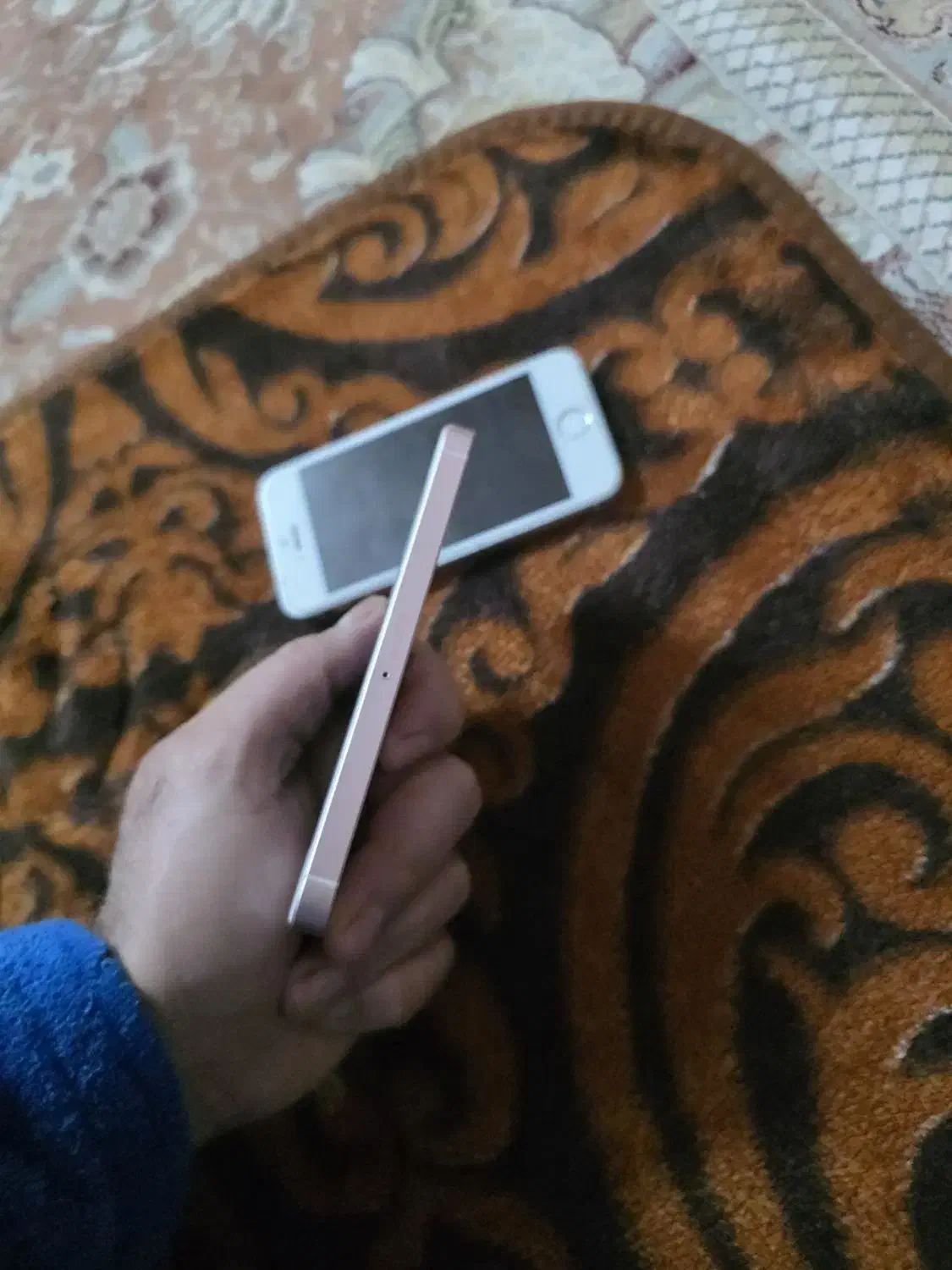 دوتا گوشی آیفون SE مدل 2016|موبایل|اهواز, کوی جانبازان(دانش)|دیوار