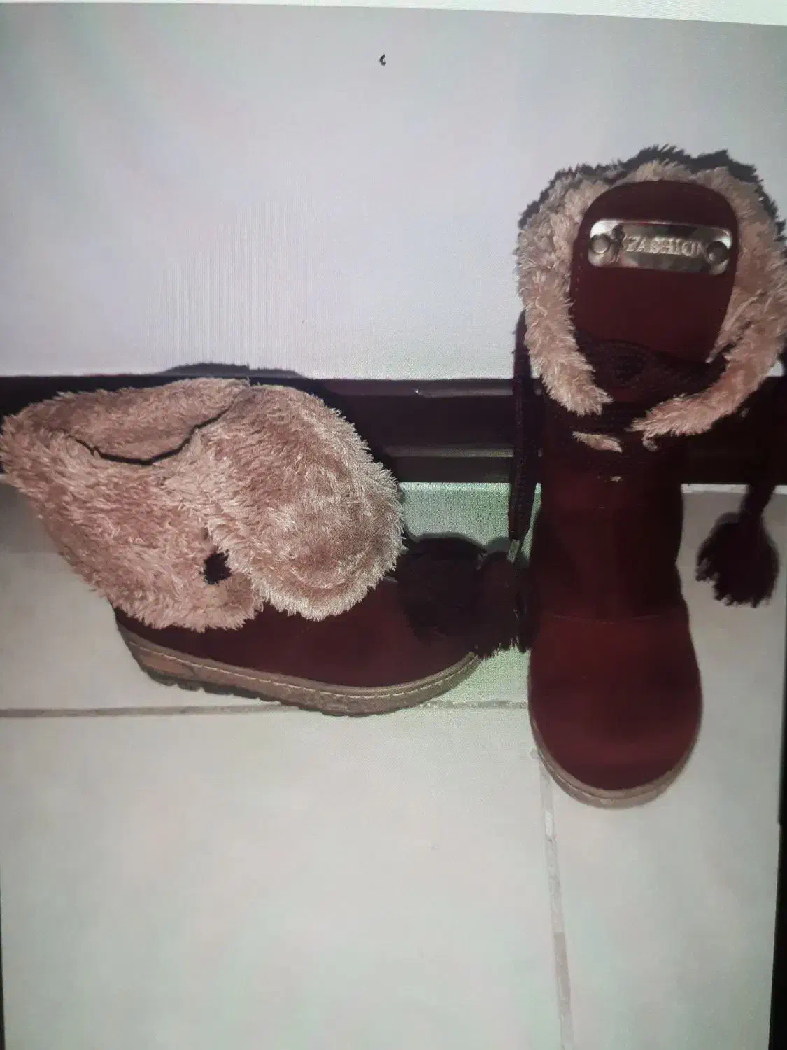 کتونی و بت بچه گانه|کفش و لباس بچه|رودهن, |دیوار