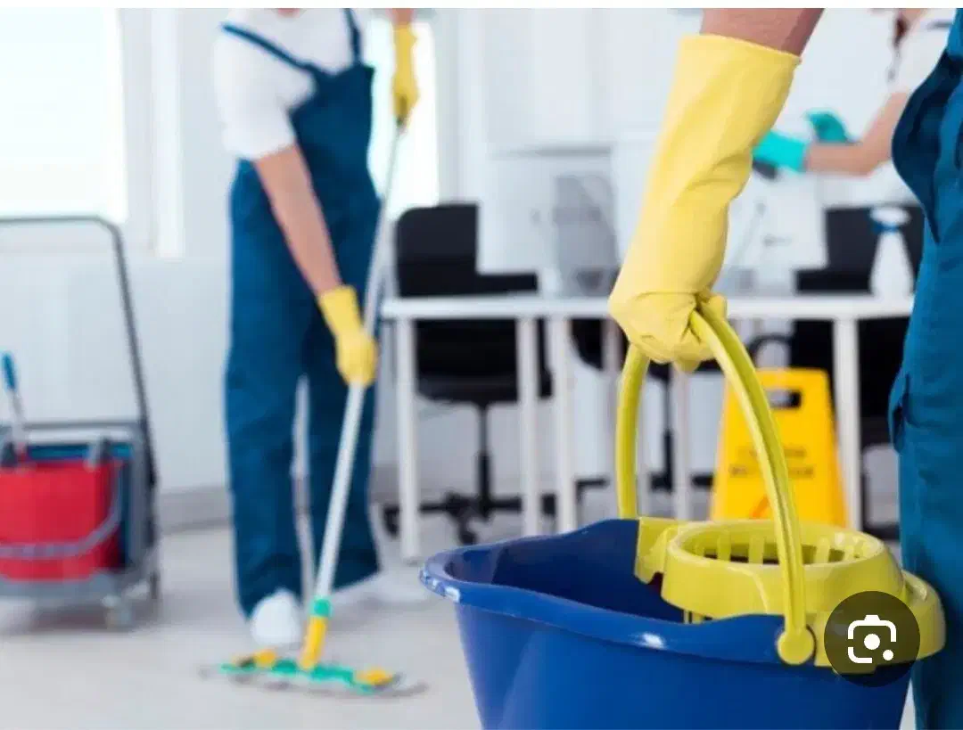 پاکسازان تهران نیروی نظافت کاربلد حرفه ای کل تهران|خدمات نظافت|تهران, میدان ولیعصر|دیوار