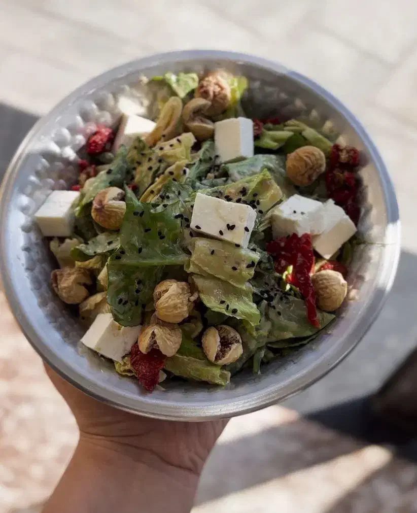 استخدام خانوم زیر ۳۰ سال جهت رستوران|استخدام خدمات فروشگاه و رستوران|مهاباد (آذربایجان غربی), |دیوار