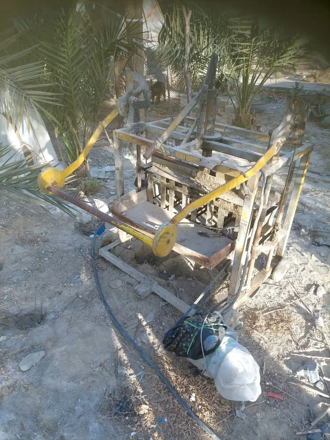 دستگاه بلوک زنی|مصالح و تجهیزات ساختمان|سراوان, |دیوار