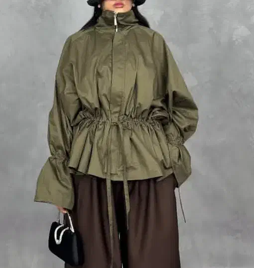 خیاط حرفه ای خانم|استخدام صنعتی، فنی، مهندسی|قم, زنبیل آباد|دیوار