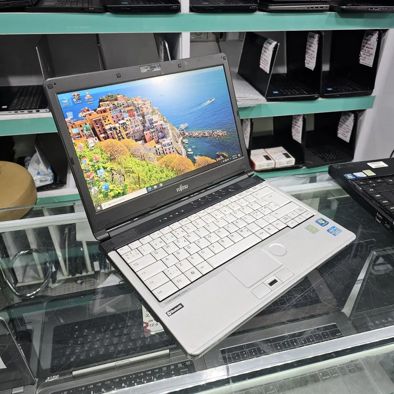 لپتاپ فوجیتسو ژاپن پردازنده i5 رم ۸ هارد ۵۰۰|رایانه همراه|یاسوج, |دیوار