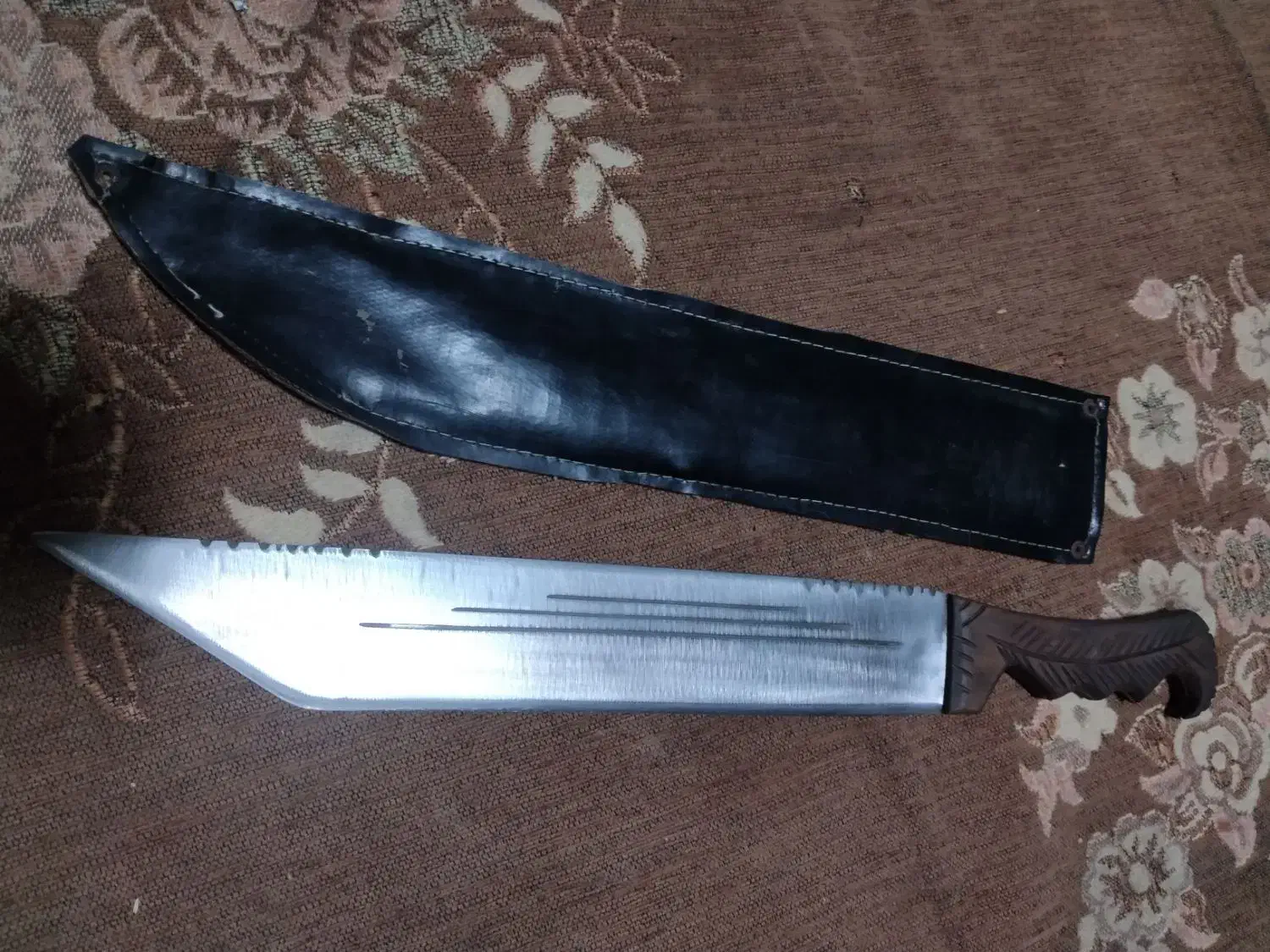 چاقو آشپزخانه|ظروف پختوپز|برخوار, |دیوار