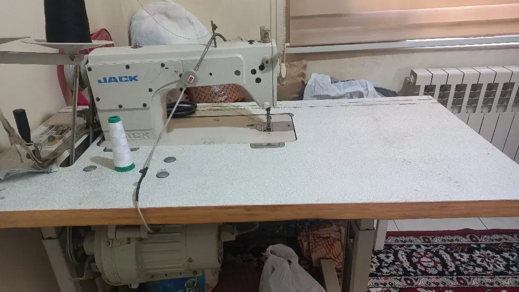 فروش چرخ خیاطی صنعتی راسته دوز در حد نو|لوازم خیاطی و بافتنی|آمل, |دیوار