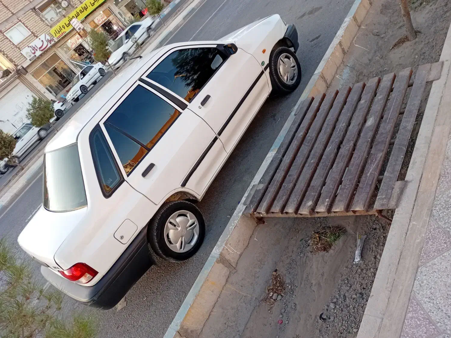 پراید ۱۳۱ دوگانه کارخانه مدل۹۳|خودرو سواری و وانت|سیرجان, |دیوار