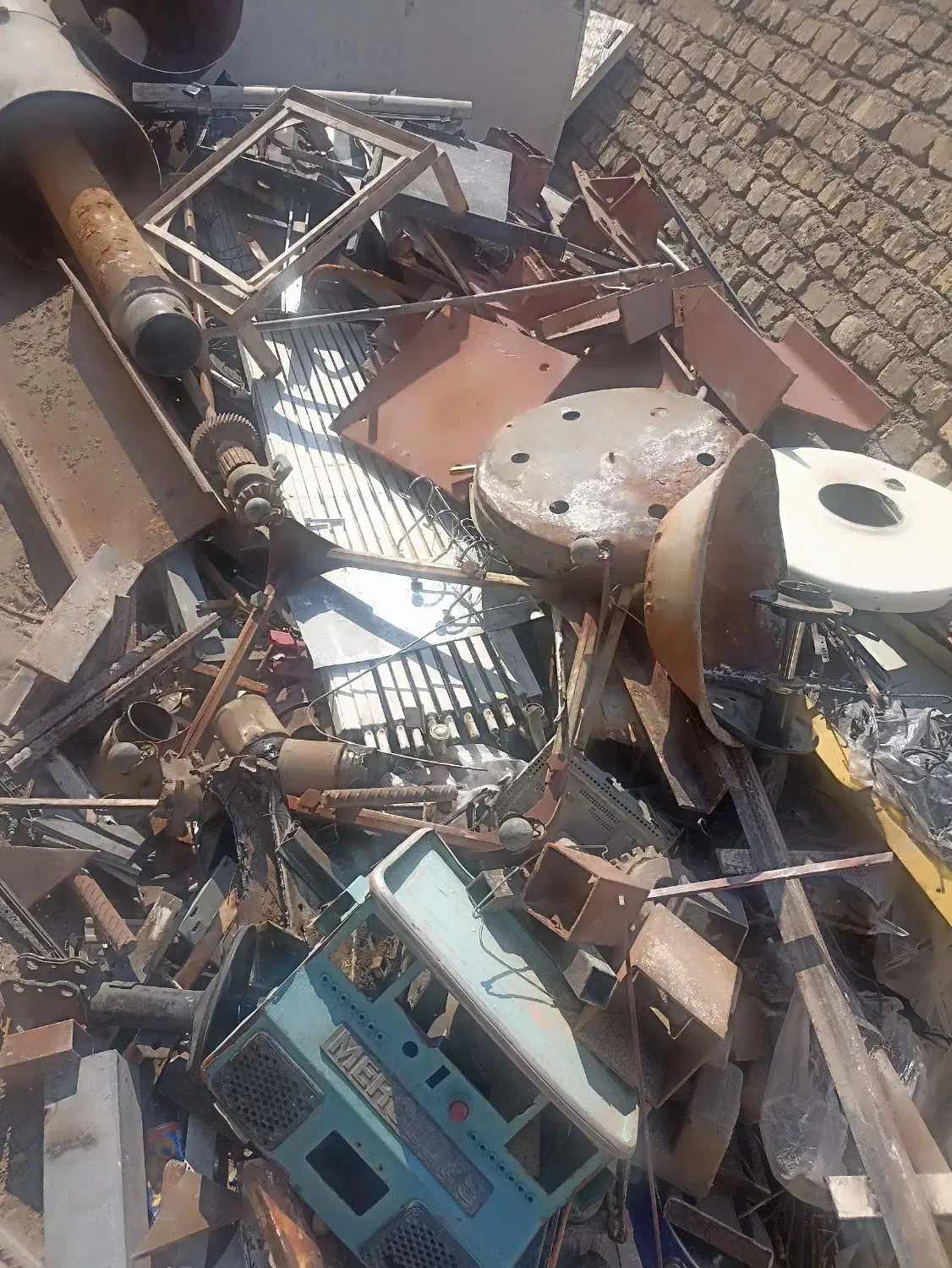 خریدارضایعات اهن|خدمات پیشه و مهارت|قم, قلعه کامکار|دیوار