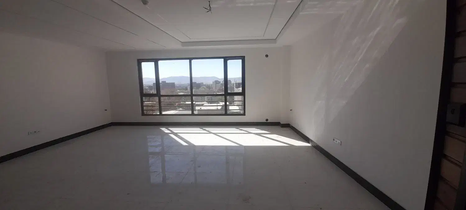 آپارتمان تک واحدی// وام دار // خیابان چوبین|فروش آپارتمان|ملایر, |دیوار